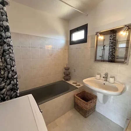 Apartment 2 Pieces 4 Couchages, Terrasse, Proche Plages - Fr-1-226b-172 *